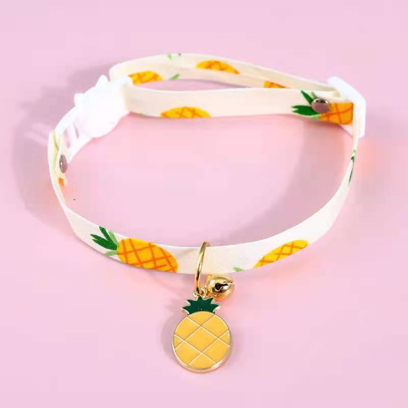 Daisy Dog Collar With Pendent